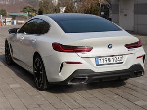 BMW 8 Series - Vista 8