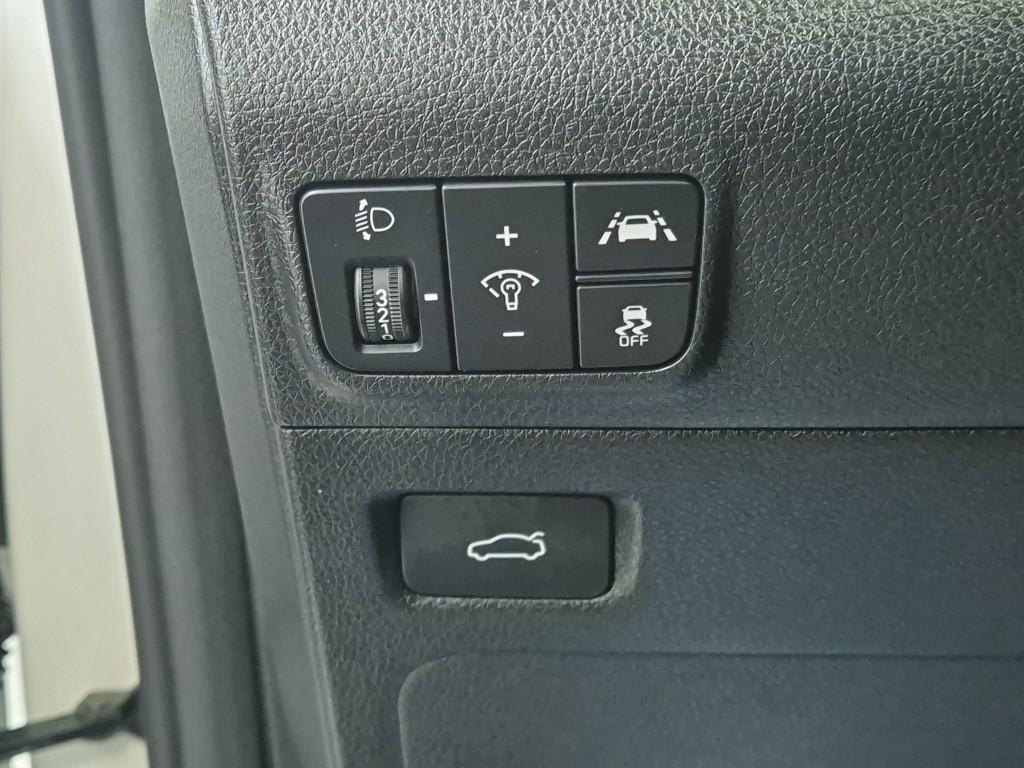 KIA K5 2023 Blanco - Importación desde Corea - HF Imports Iquique - Foto 17