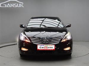 HYUNDAI Grandeur - Vista 2