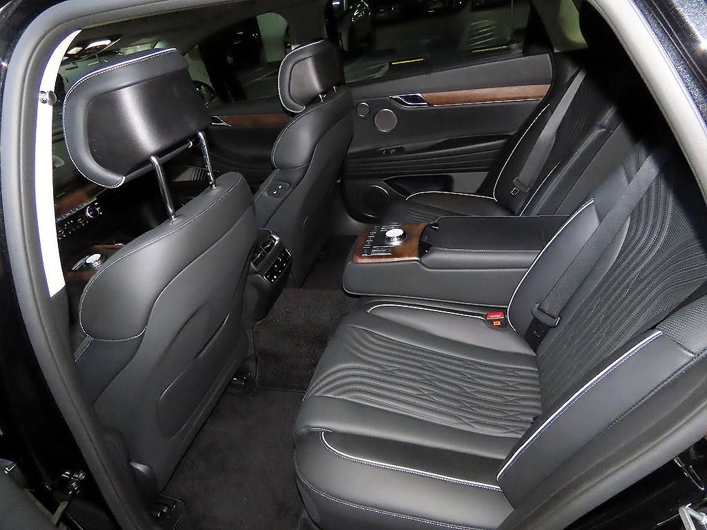 Genesis G80 - Vista 7