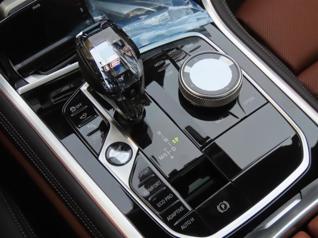 BMW 8 Series - Vista 11