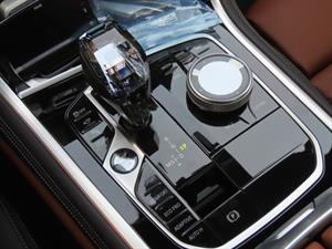 BMW 8 Series - Vista 12