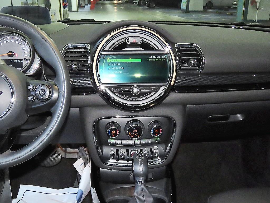 Mini Clubman - Vista 11