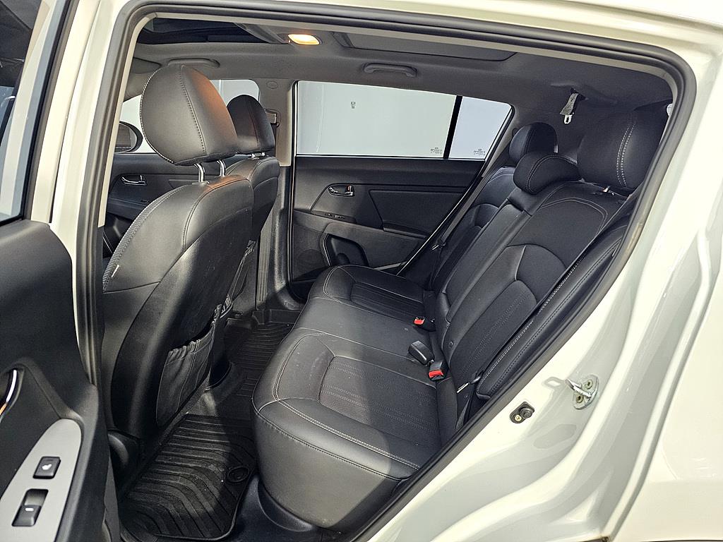 KIA Sportage - Vista 8