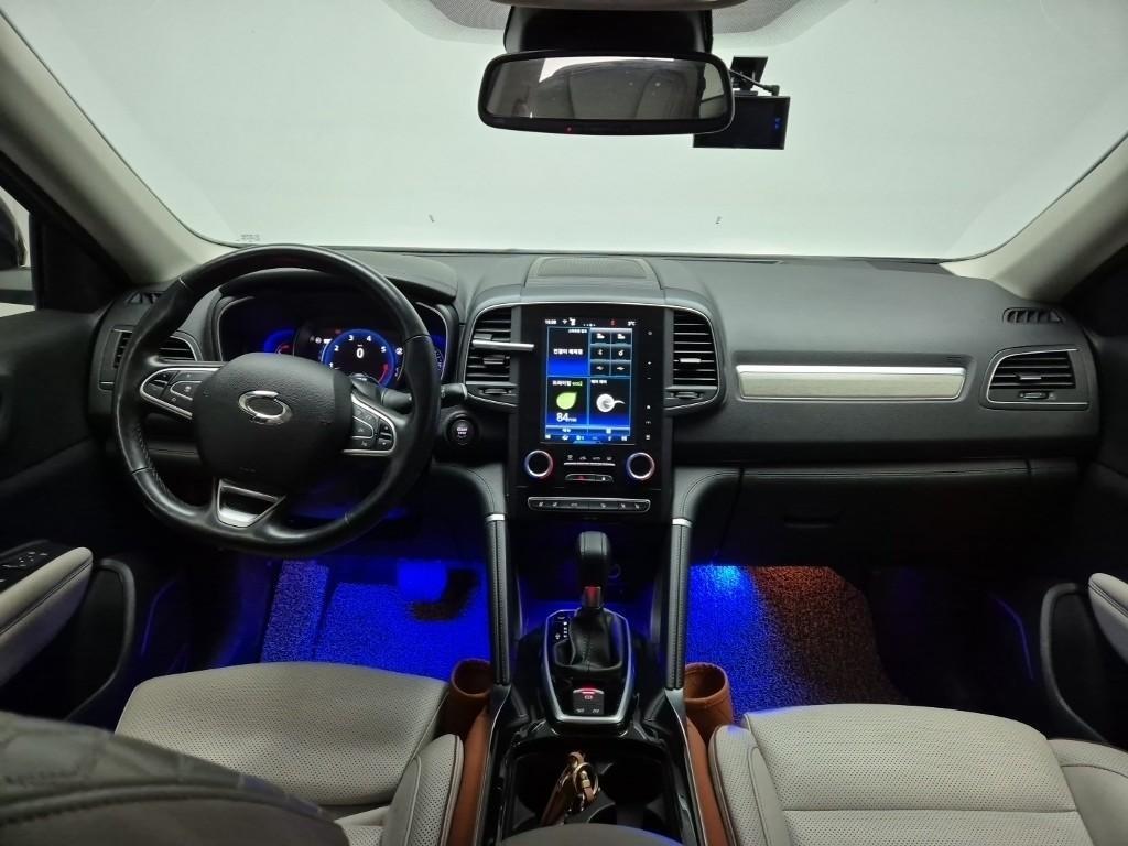 SAMSUNG QM6 - Vista 8