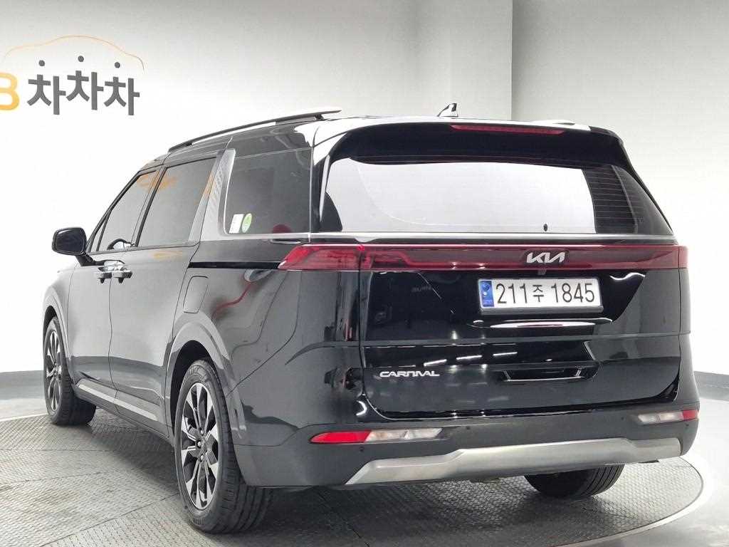 KIA Carnival - Vista 2