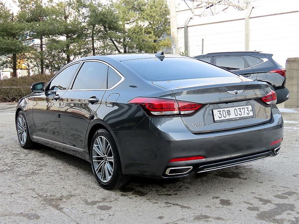 Genesis G80 - Vista 3