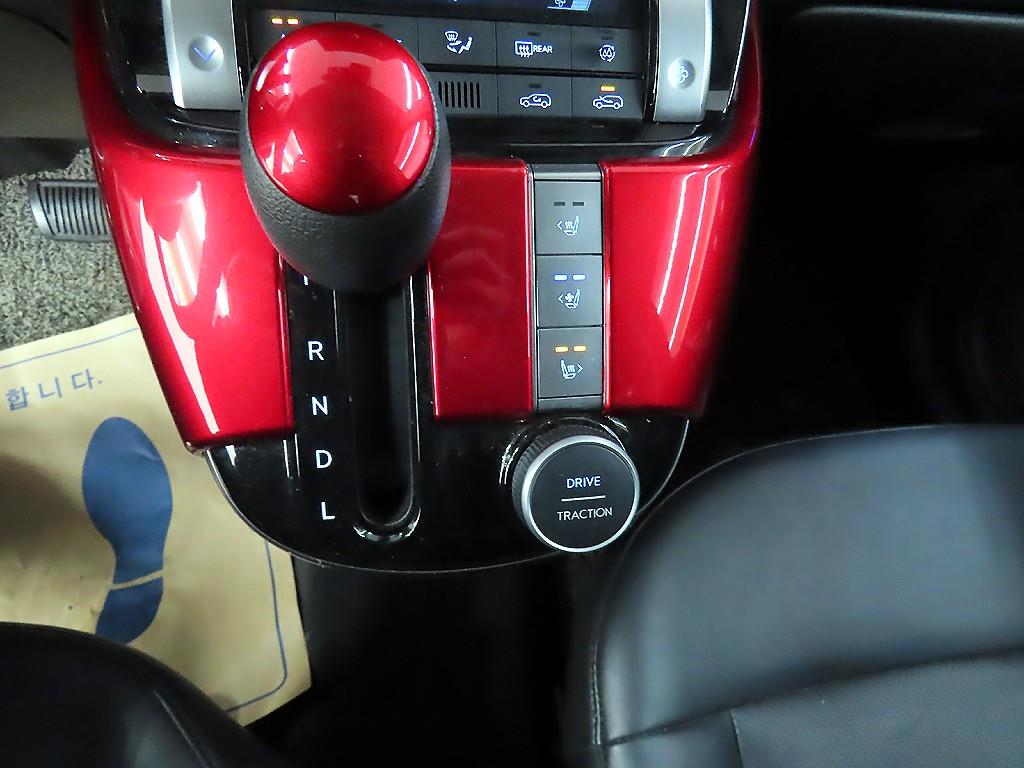 HYUNDAI Casper - Vista 10