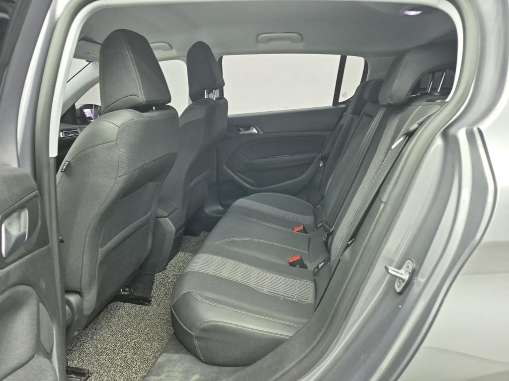 Peugeot 308 - Vista 12