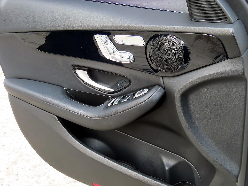 Mercedes Benz C Class - Vista 11