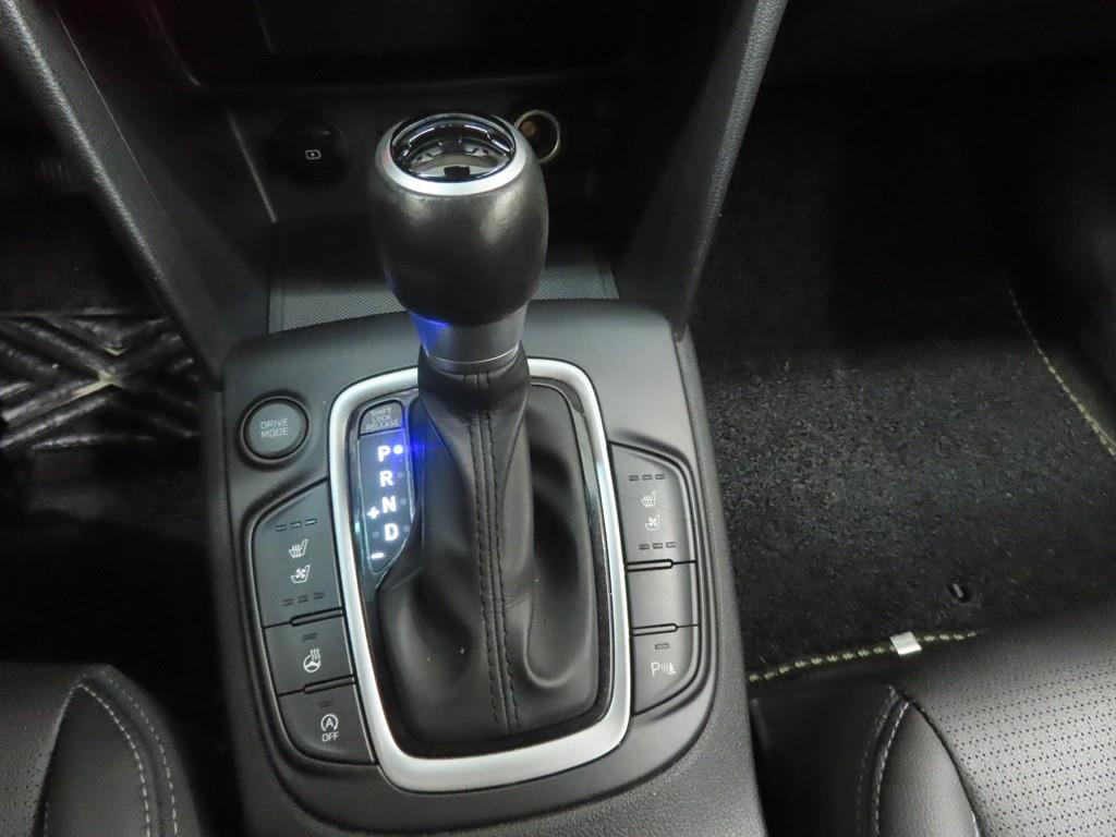 HYUNDAI Kona - Vista 12