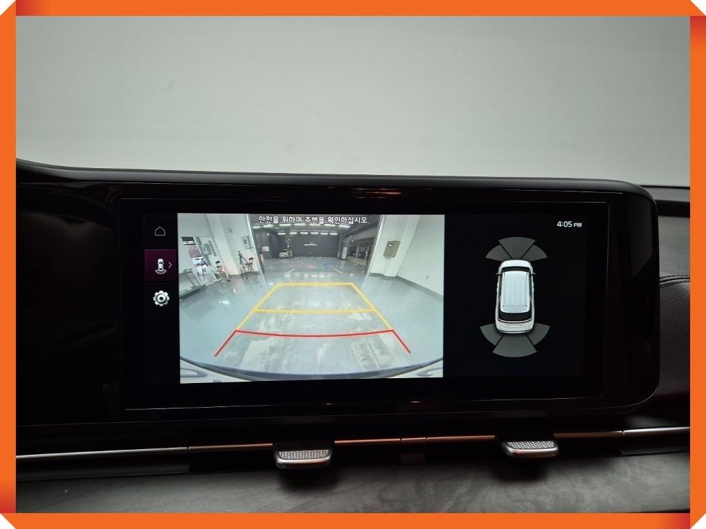 KIA Carnival - Vista 11