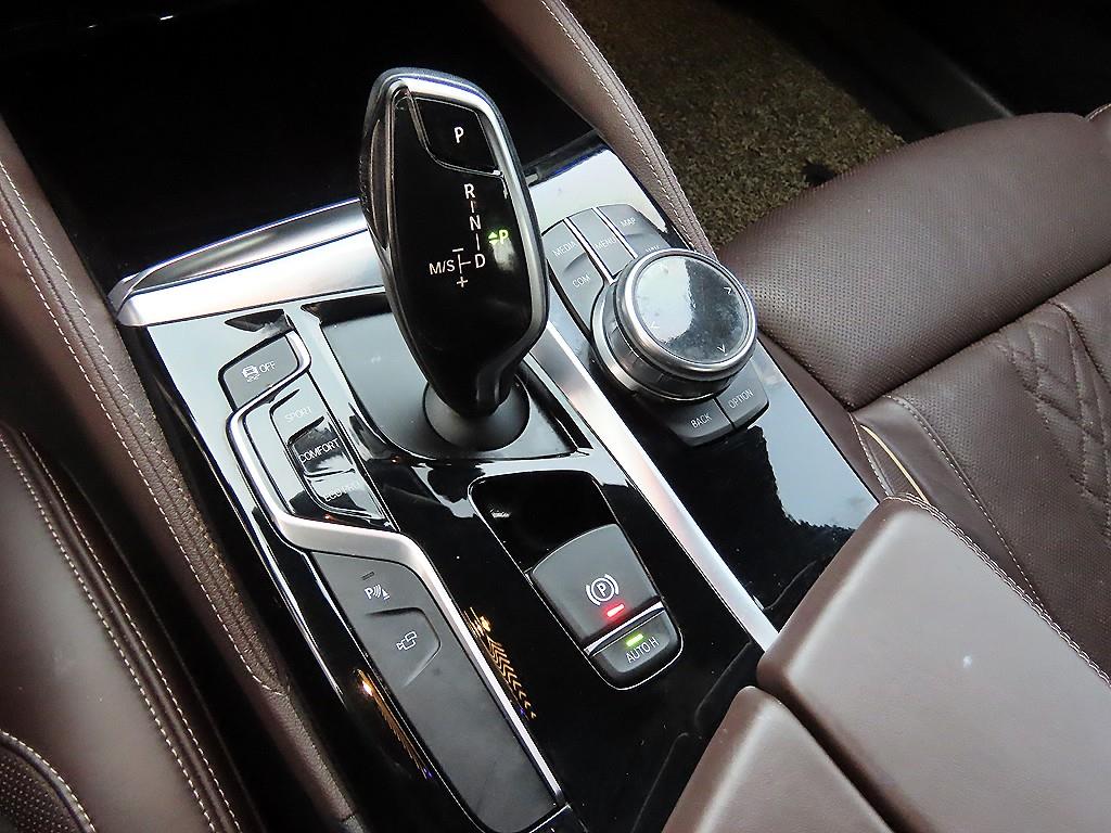 BMW 5 Series - Vista 11