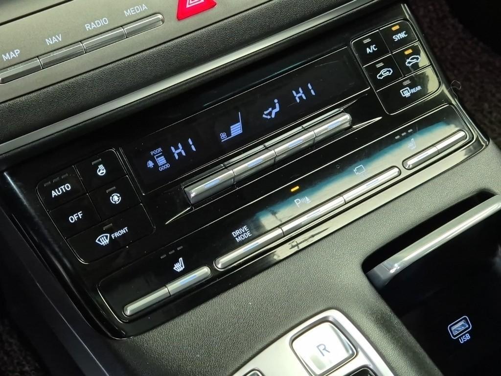 HYUNDAI Grandeur - Vista 6