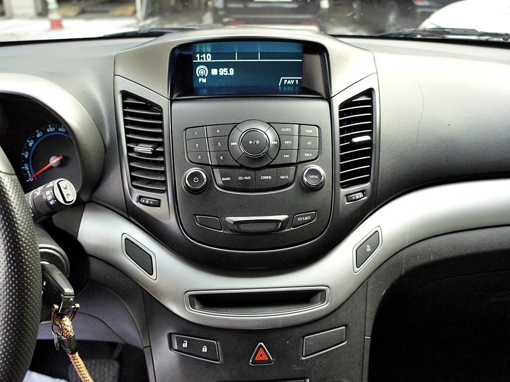 Chevrolet Orlando 2018 Gris - Importación desde Corea - HF Imports Iquique - Foto 9