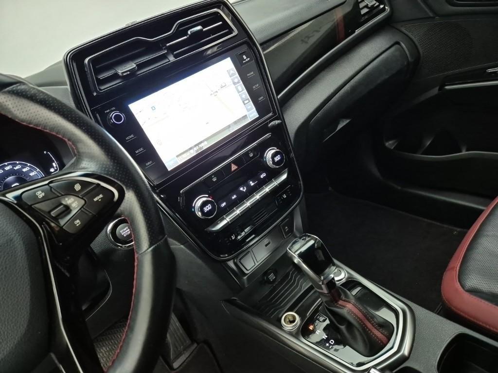 Ssangyong Tivoli - Vista 10