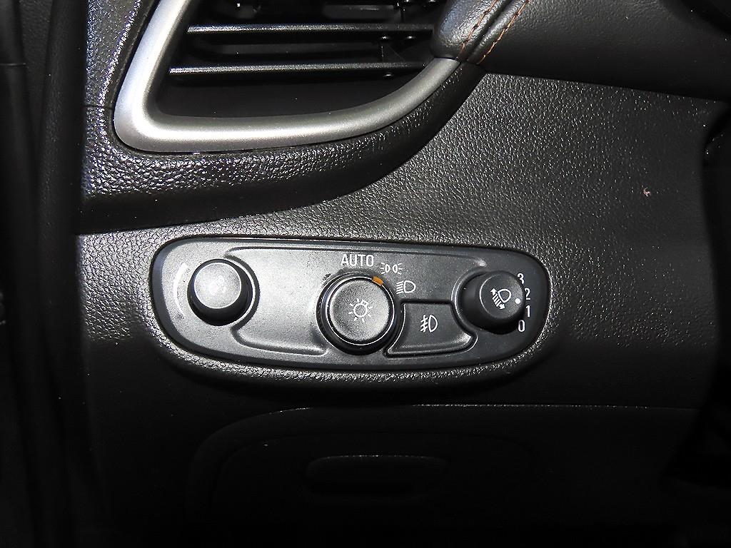 Chevrolet Trax 2021 Azul - Importación desde Corea - HF Imports Iquique - Foto 14