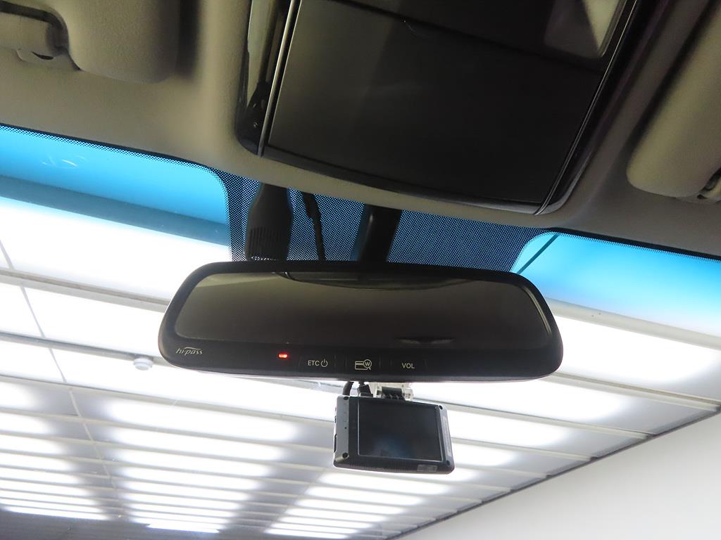 HYUNDAI Grandeur - Vista 12