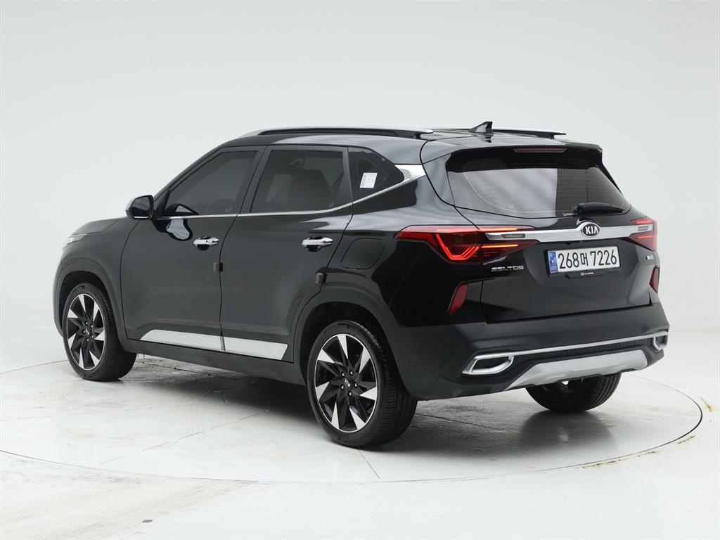 KIA Seltos - Vista 7