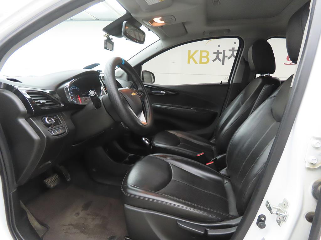 Chevrolet Spark - Vista 5