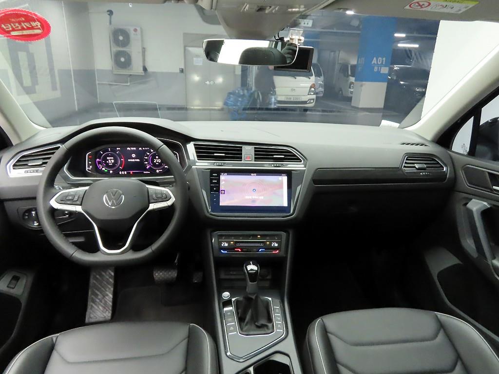 Volkswagen Tiguan - Vista 7