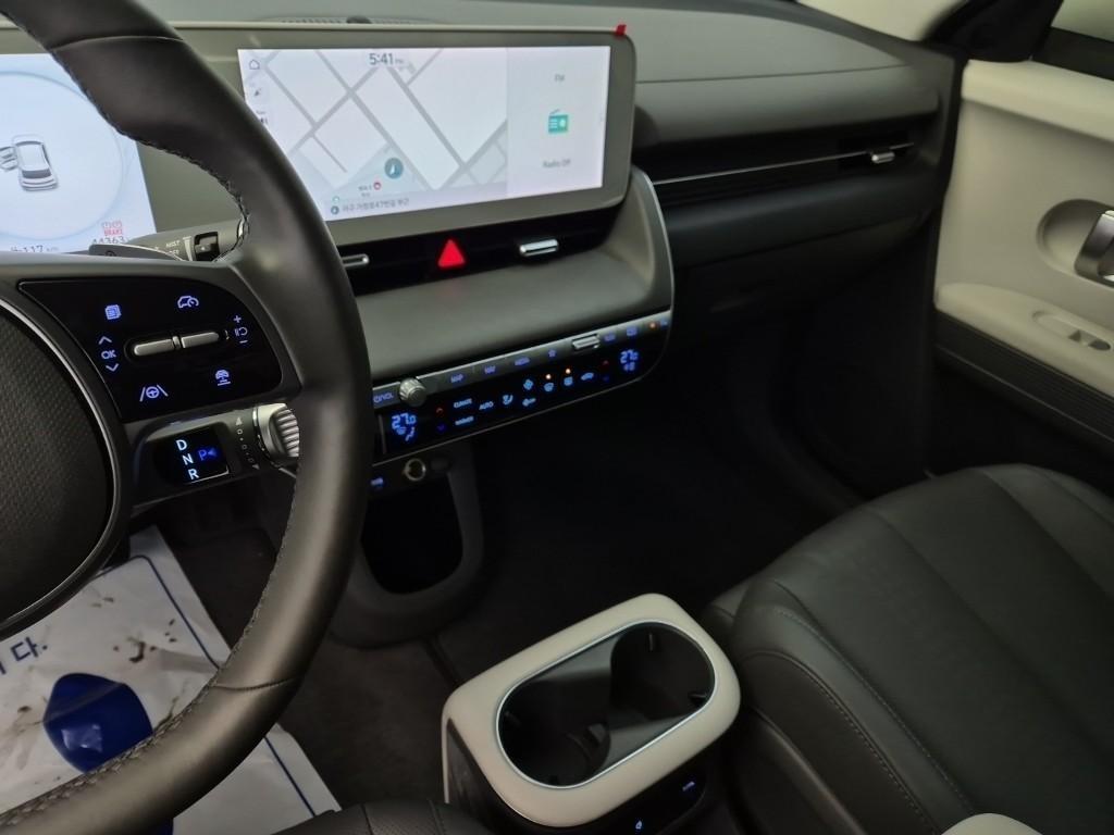 HYUNDAI Ioniq 5 - Vista 10