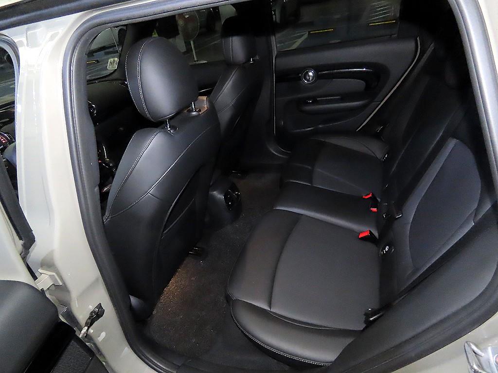 Mini Clubman - Vista 7