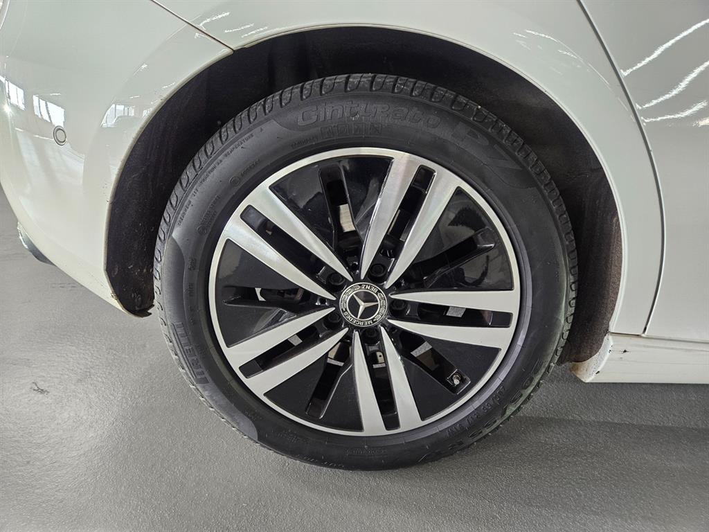 Mercedes Benz A Class - Vista 9