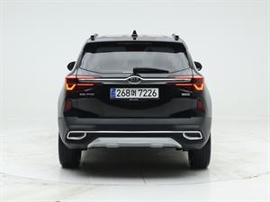 KIA Seltos - Vista 10