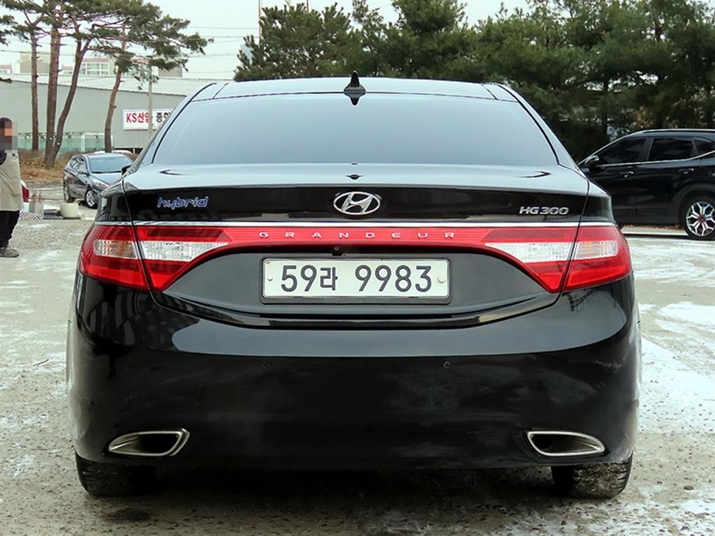 HYUNDAI Grandeur - Vista 4