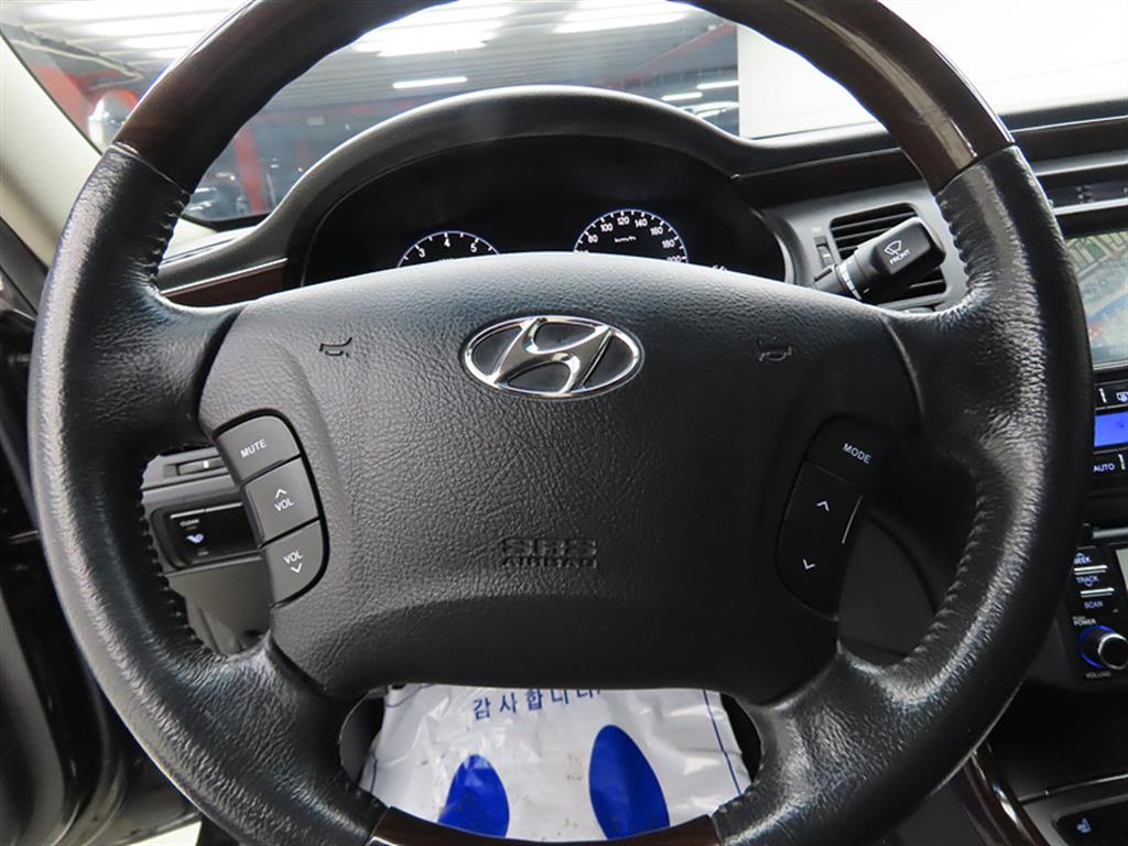 HYUNDAI Grandeur - Vista 8