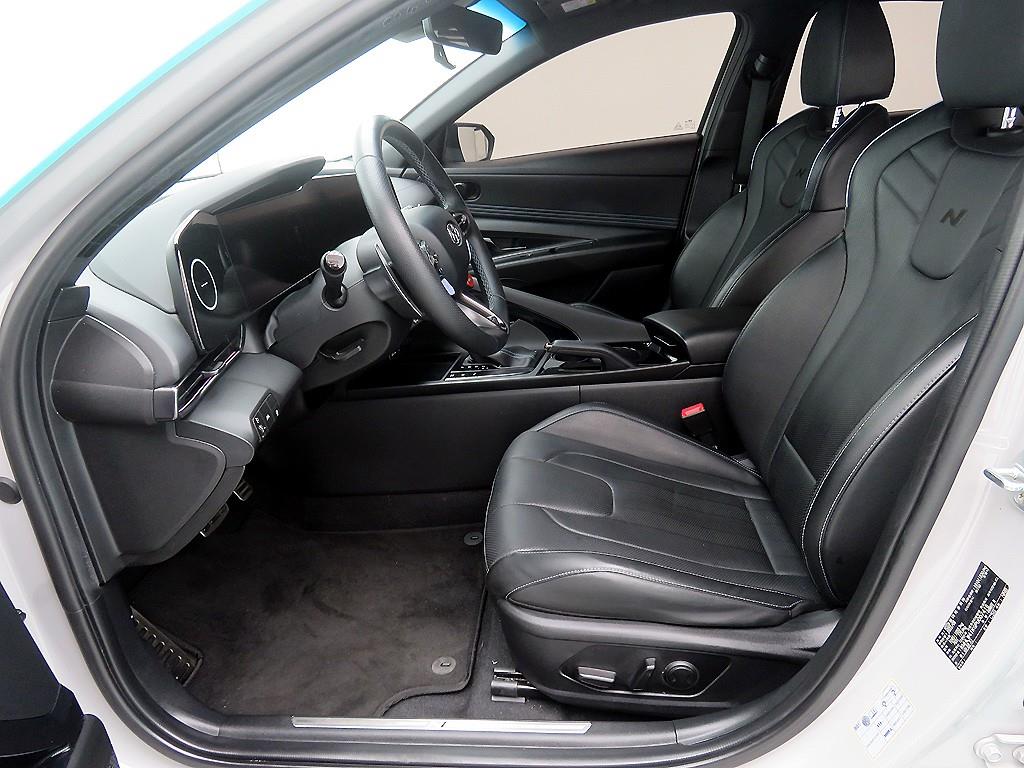 HYUNDAI Avante - Vista 6