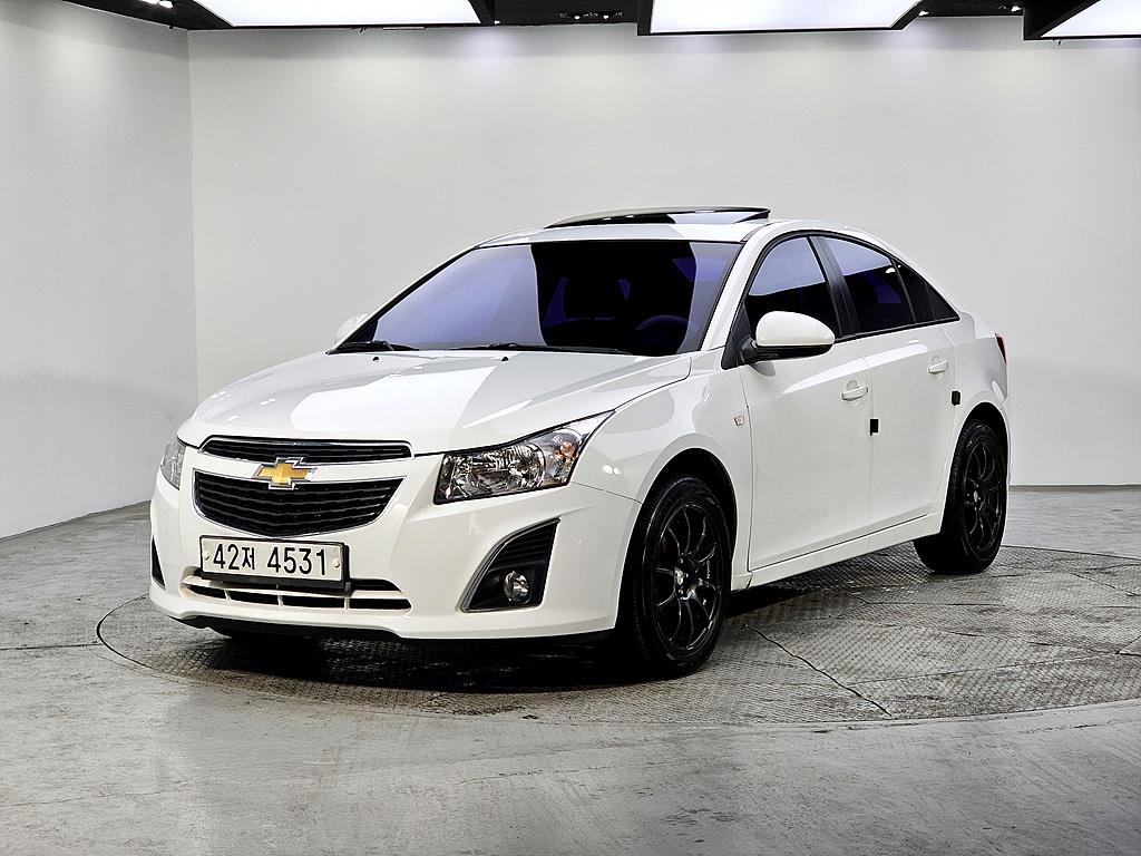 Chevrolet Cruise 2013 Blanco - Importación desde Corea - HF Imports Iquique - Foto 1