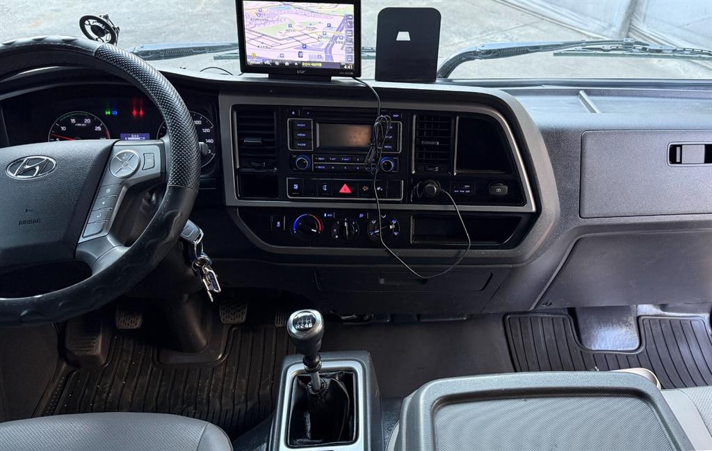 medium and large cargo Cargo - Vista 7