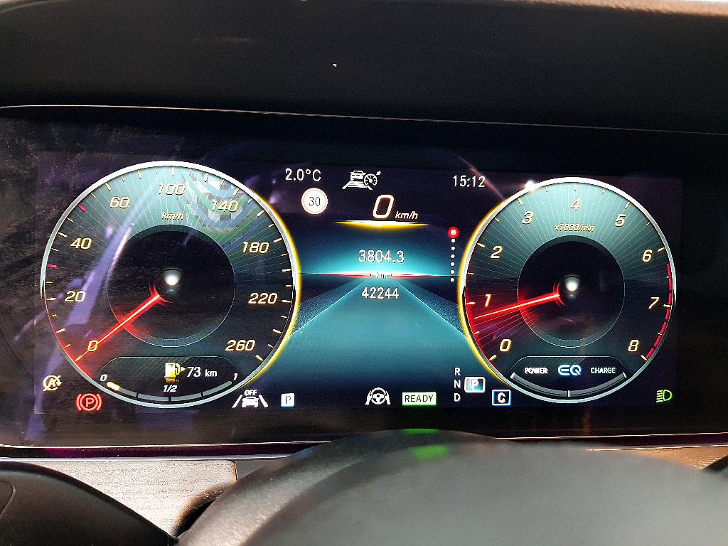 Mercedes Benz E class - Vista 7