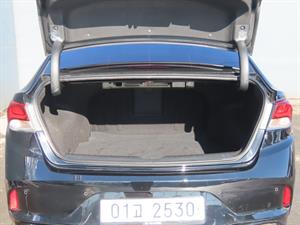 HYUNDAI Sonata - Vista 10