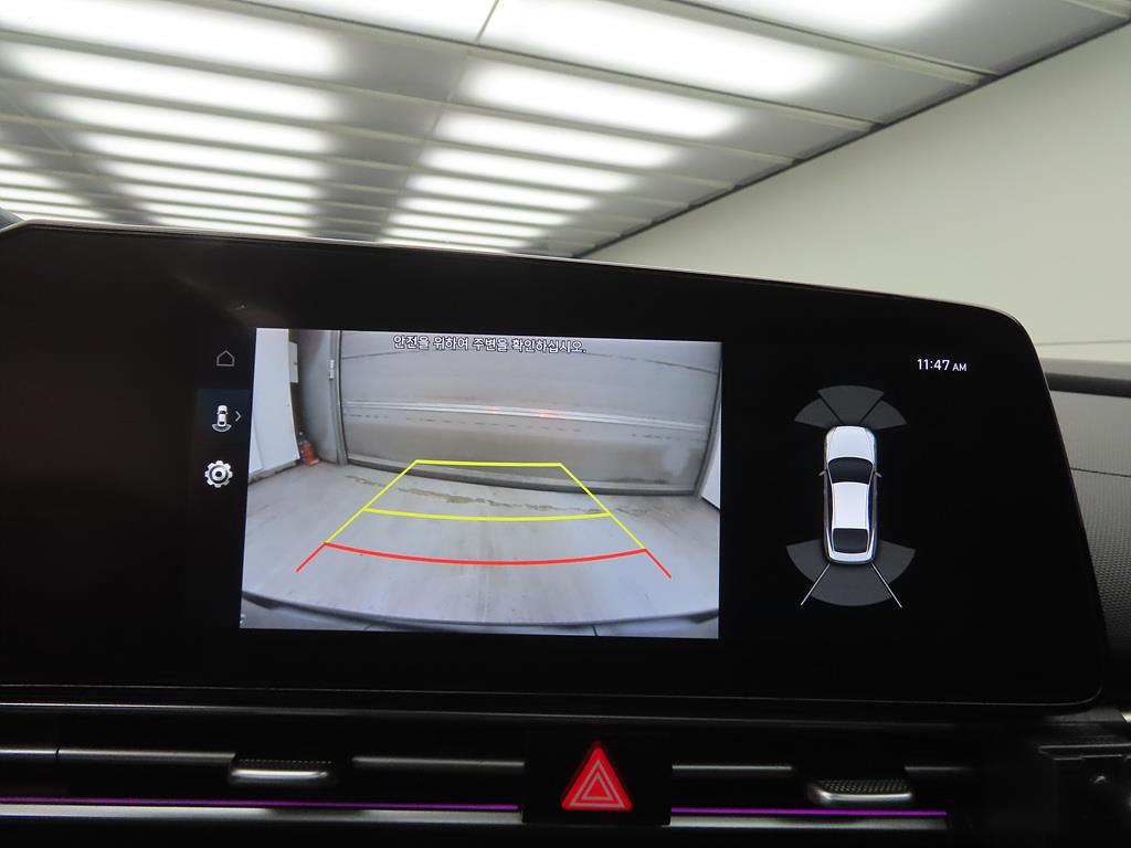 HYUNDAI Avante - Vista 12