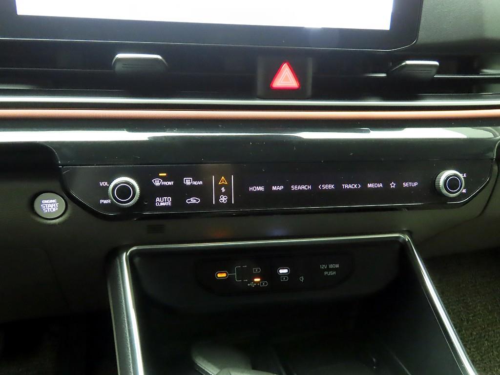 KIA Carnival - Vista 9