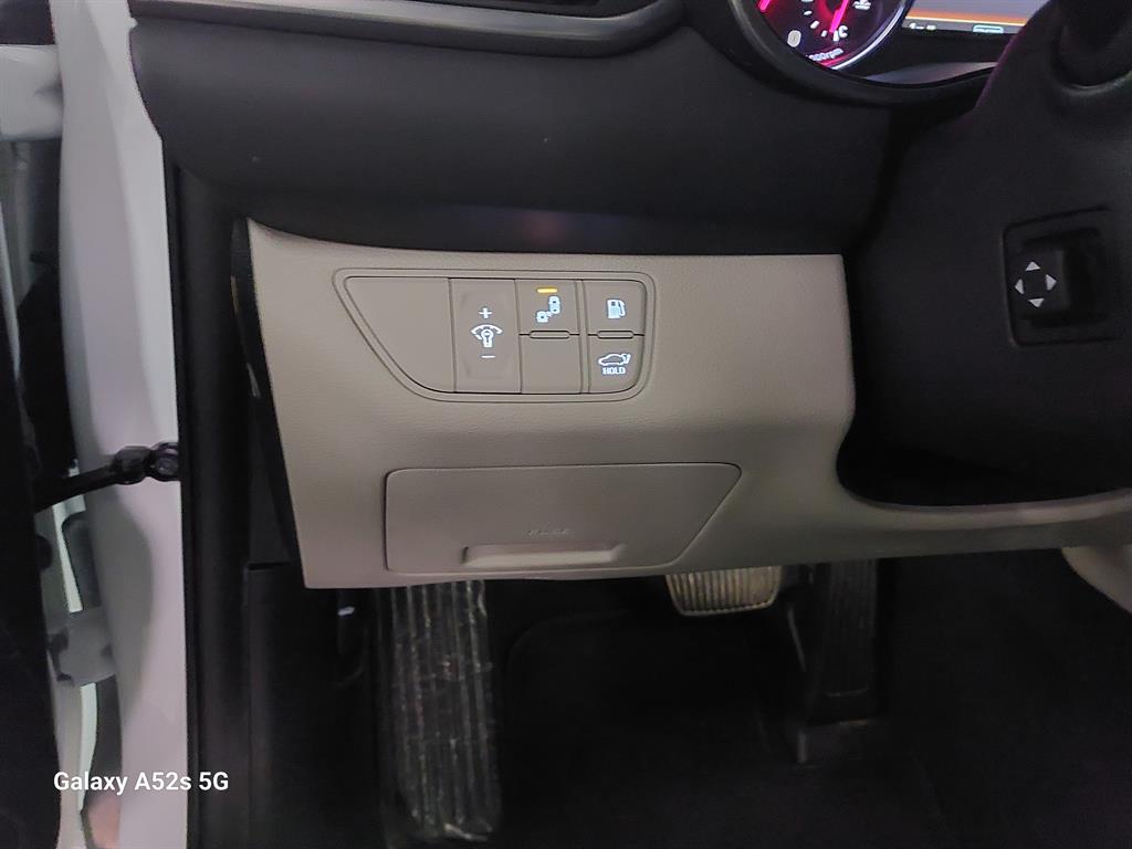 Genesis G70 - Vista 11