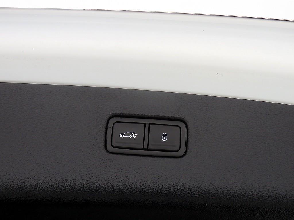 Genesis GV80 - Vista 6