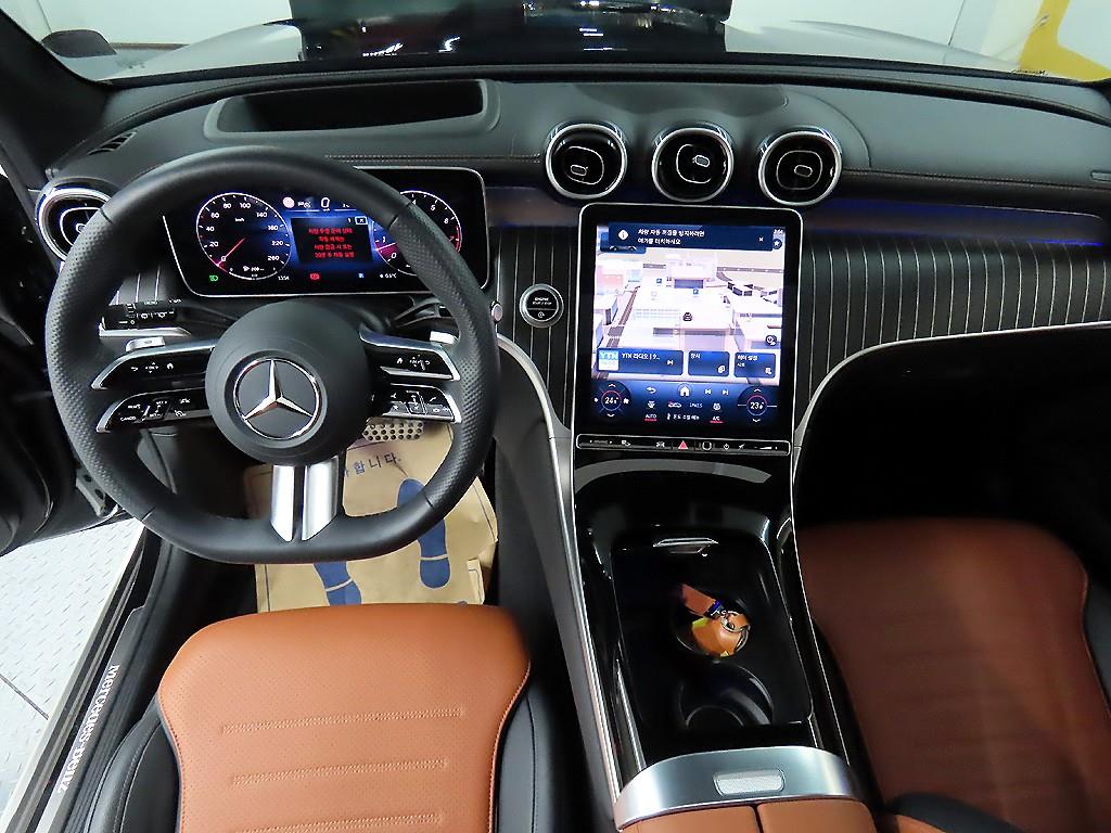 Mercedes Benz GLC Class - Vista 7