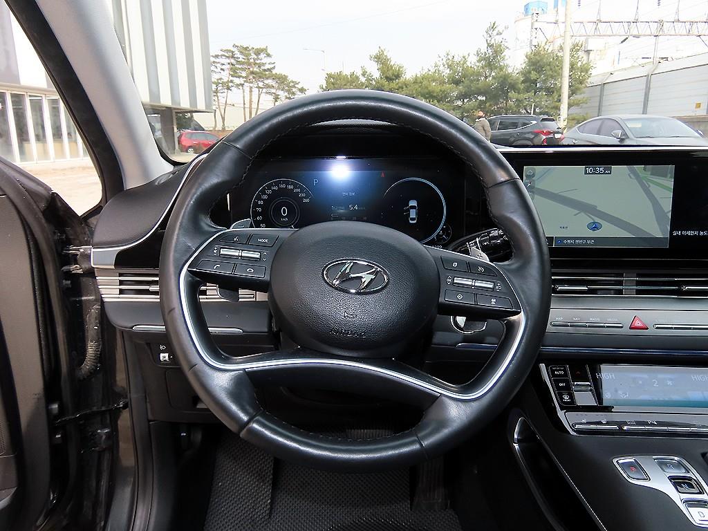 HYUNDAI Grandeur - Vista 8