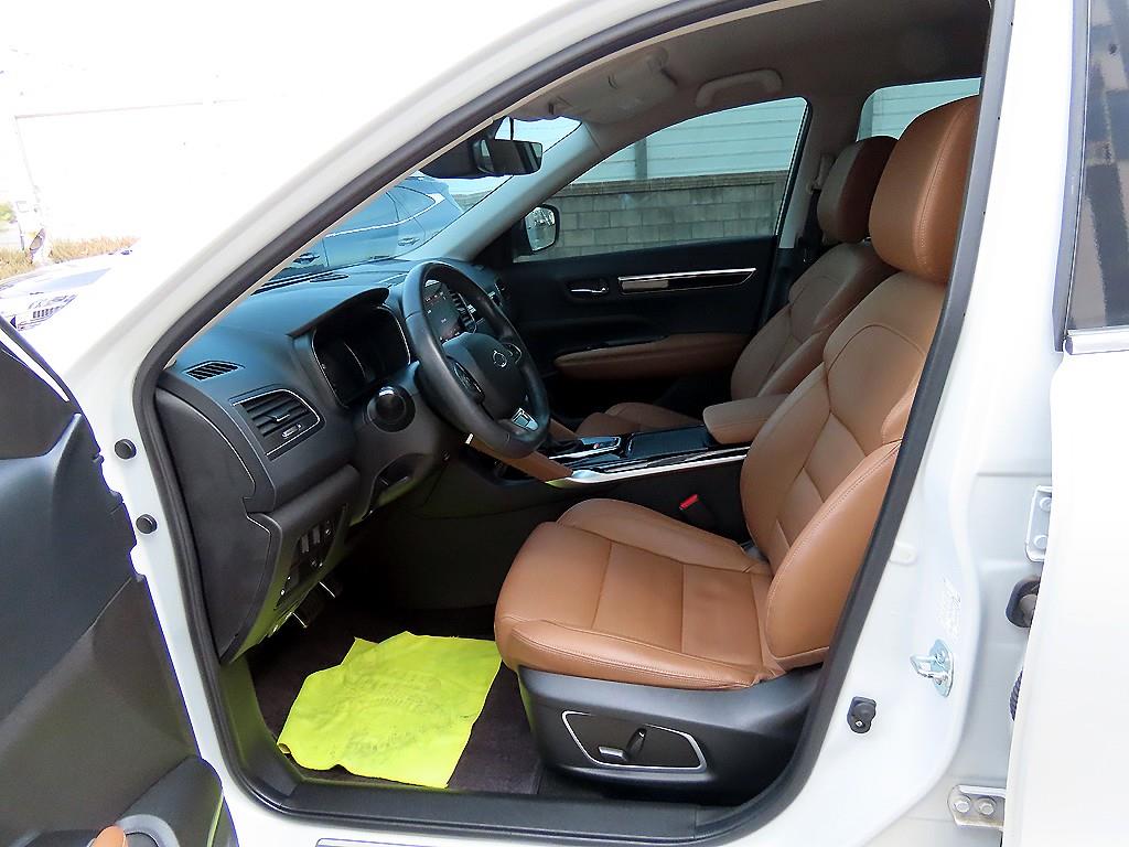 SAMSUNG QM6 - Vista 5