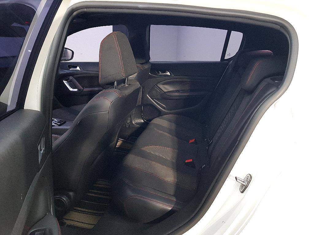 Peugeot 308 - Vista 8