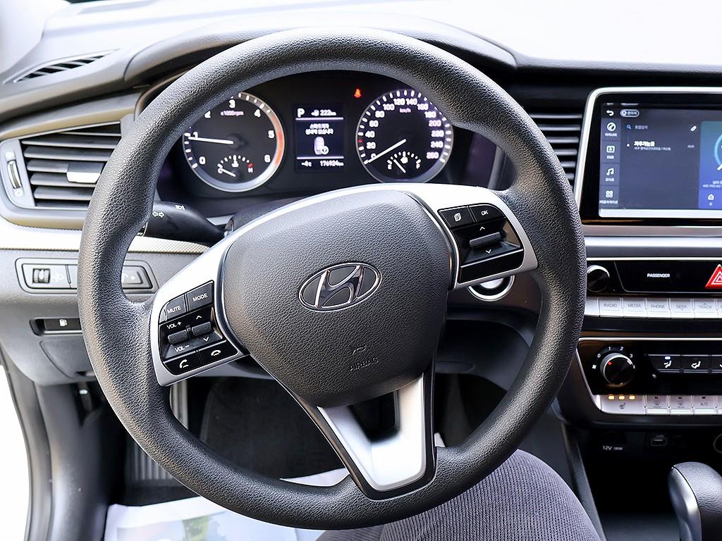 HYUNDAI Sonata 2019 Blanco - Importación desde Corea - HF Imports Iquique - Foto 8