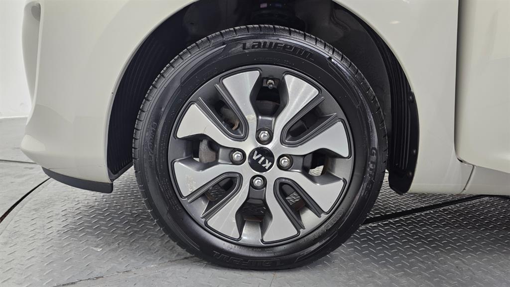 KIA Morning - Vista 5