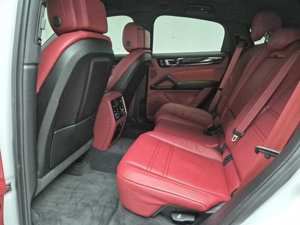 Porsche Cayenne - Vista 12