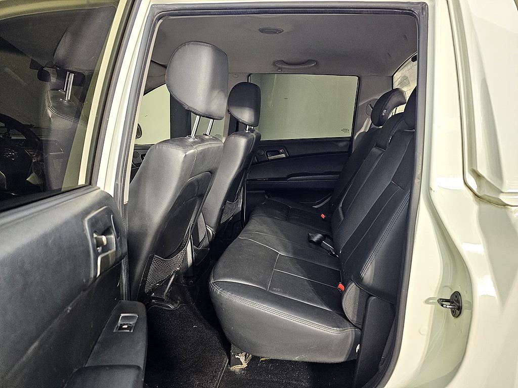 Ssangyong Korando - Vista 9