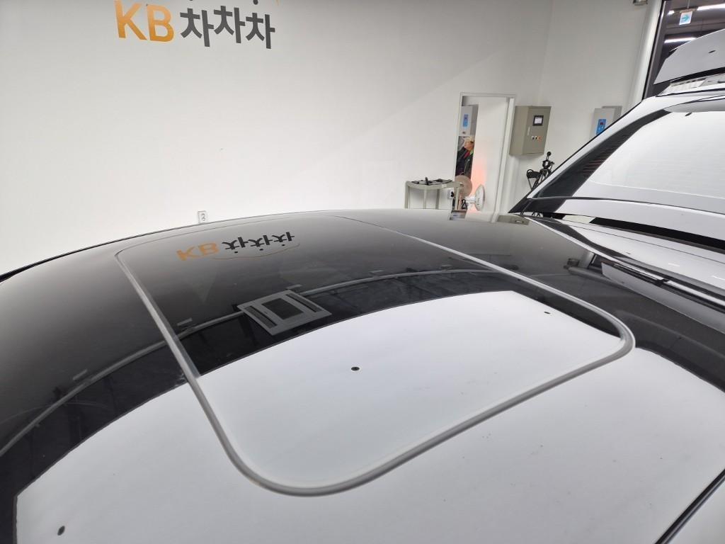 Mercedes Benz AMG GT 2025 Negro - Importación desde Corea - HF Imports Iquique - Foto 13