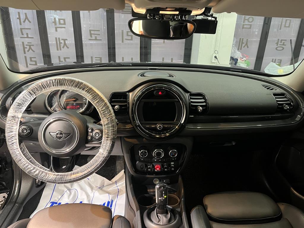 Mini Clubman - Vista 9